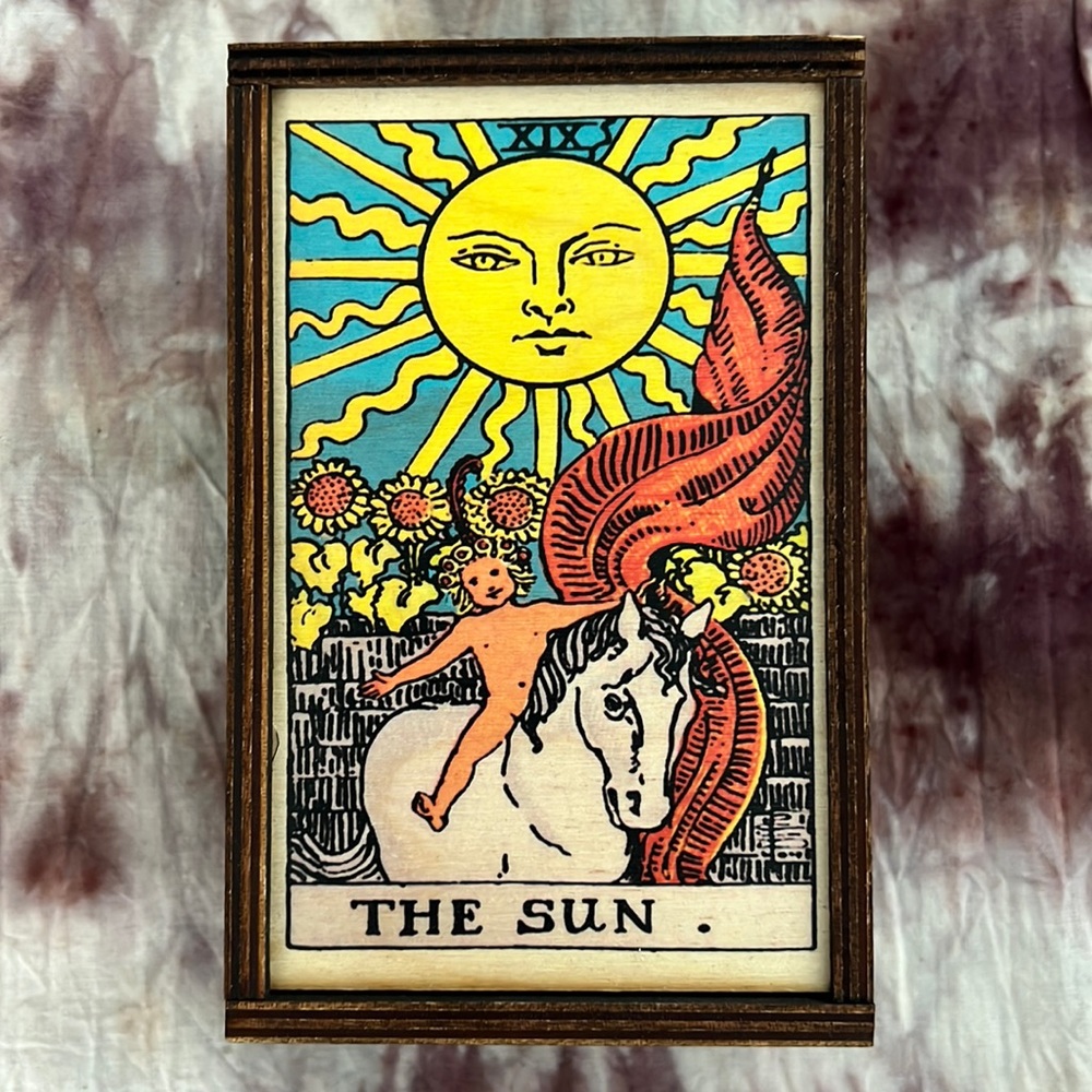 Tarot box/holder